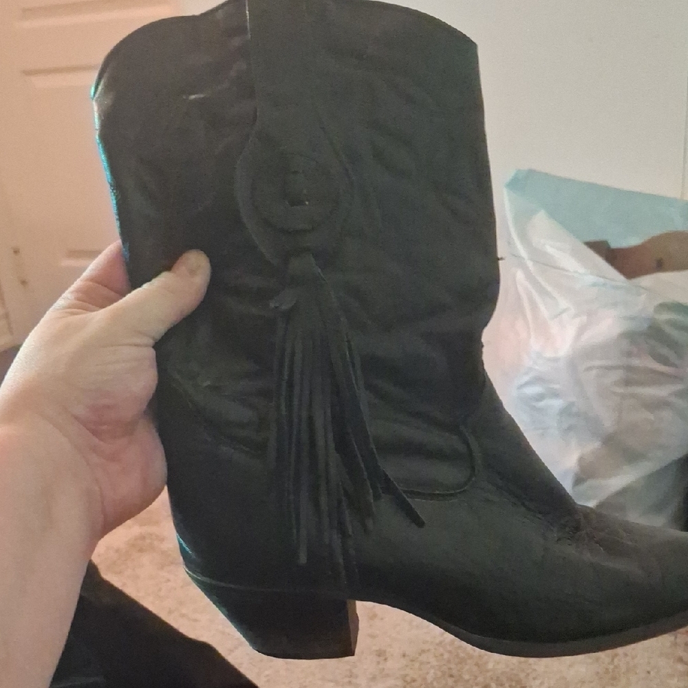 Black Leather Women's Cowboy Boots